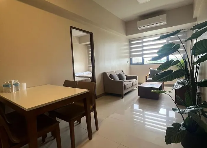 Exec 1br One Manchester Place With Pool, Pass Is P 350 Pp * Punta Engaño
