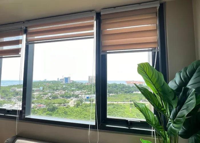Exec 1br One Manchester Place With Pool, Pass Is P 350 Pp Appartement Punta Engaño