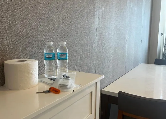 Exec 1br One Manchester Place With Pool, Pass Is P 350 Pp Appartement Punta Engaño